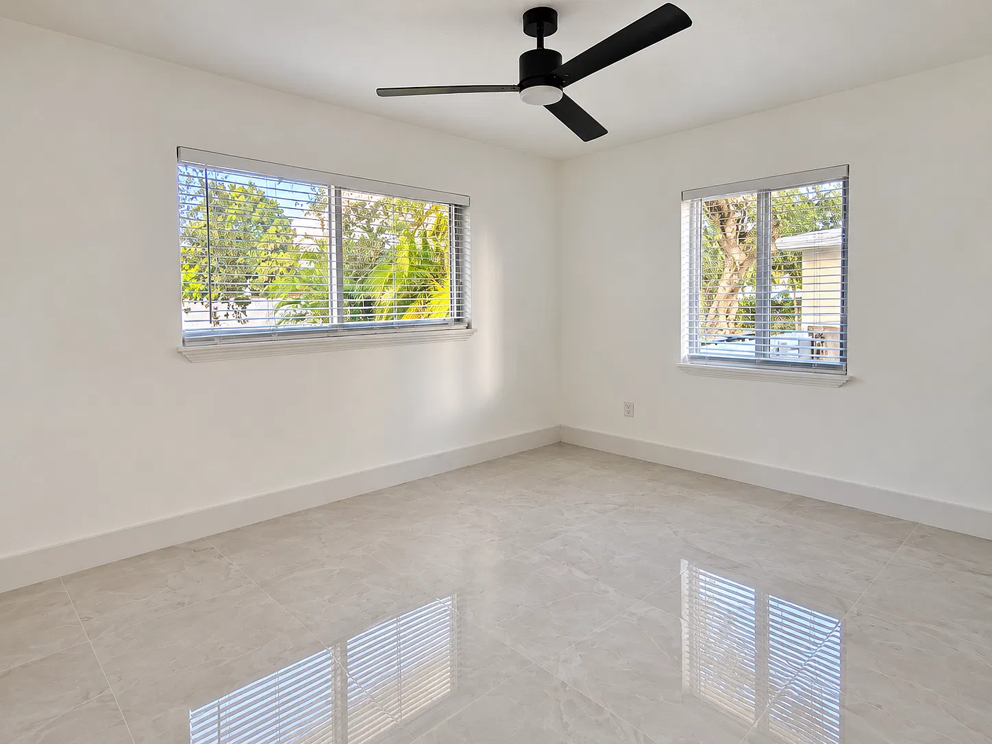 3 bed, 1296 sqft, $4,500 — Photo 4