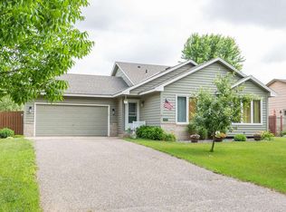 610 N Brookview Ln SW, Isanti, MN 55040