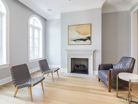 2nd image of 1838 N Hudson Ave