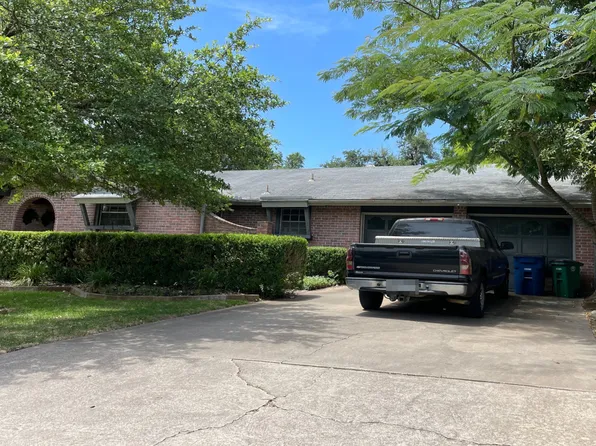 7217 S Brook Dr, Austin, TX 78736