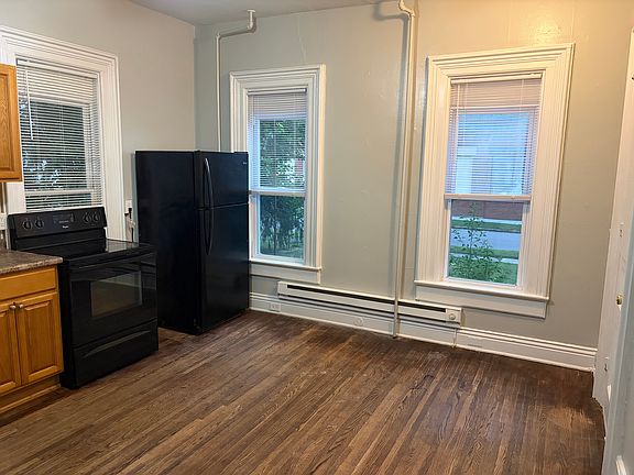 2nd image of 72 Parce Ave APT 1