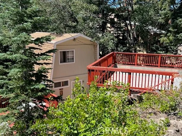 33474 Angeles Dr, Green Valley Lake, CA 92341