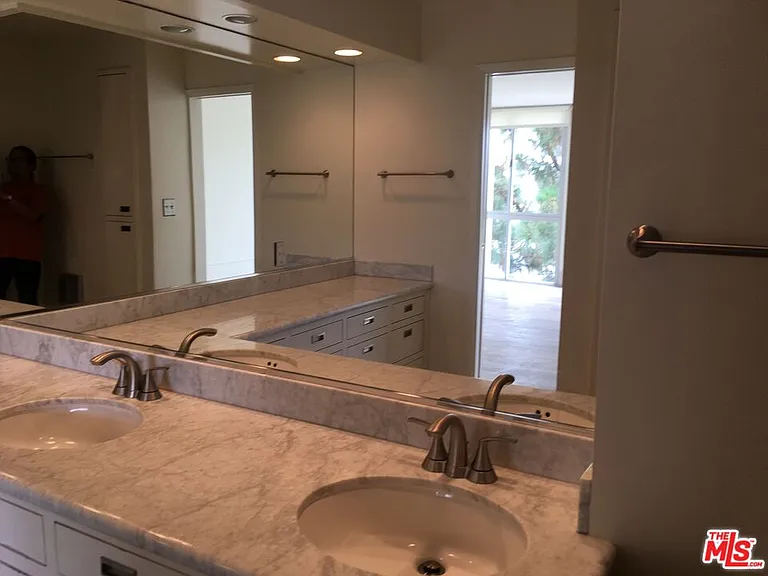 201 Ocean Ave #609B — Photo 10