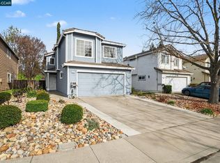 933 Country Run Dr, Martinez, CA 94553