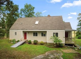 50 Deepwood Dr, Guilford, CT 06437