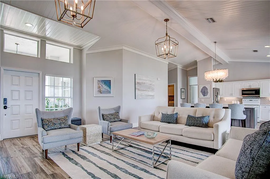 3 bed, 2.0 bath, 1700 sqft, $3,500 — Photo 1