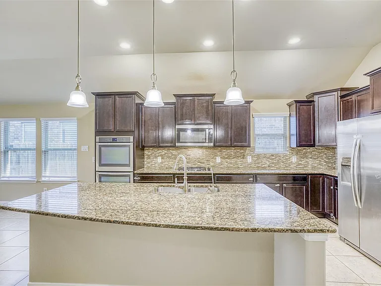 28270 Natalie Bend Rd — Photo 5