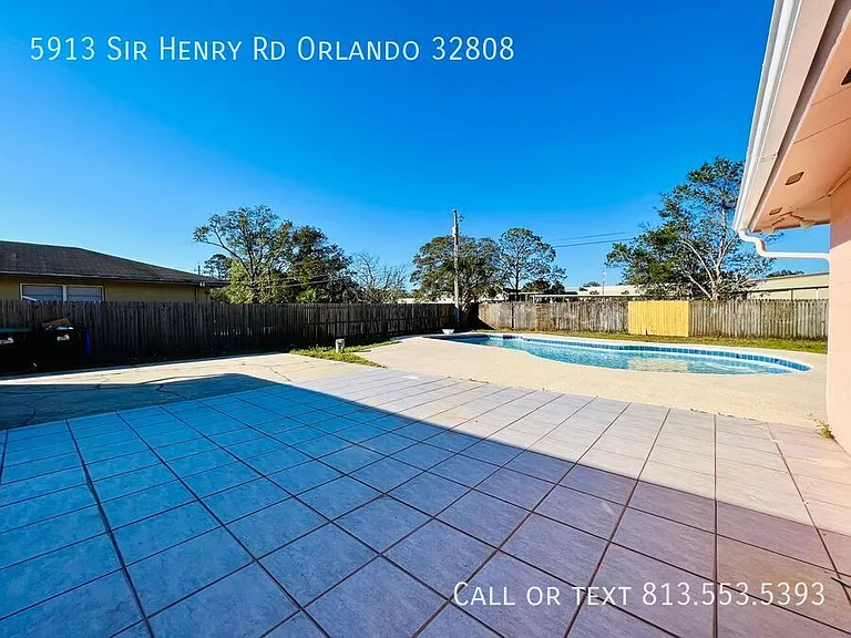 5913 Sir Henry Rd — Photo 20