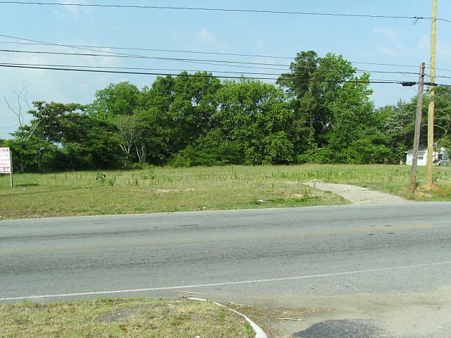 2nd image of 1503 Roanoke Ave