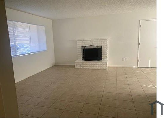 5th image of 17132 Laredo Vista Ave