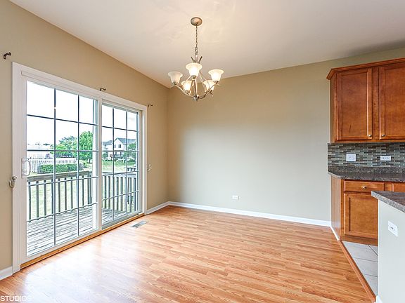 3rd image of 1346 N Winslowe Dr #0