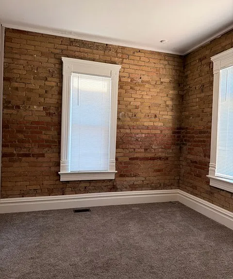 1166 E 400 S — Photo 6