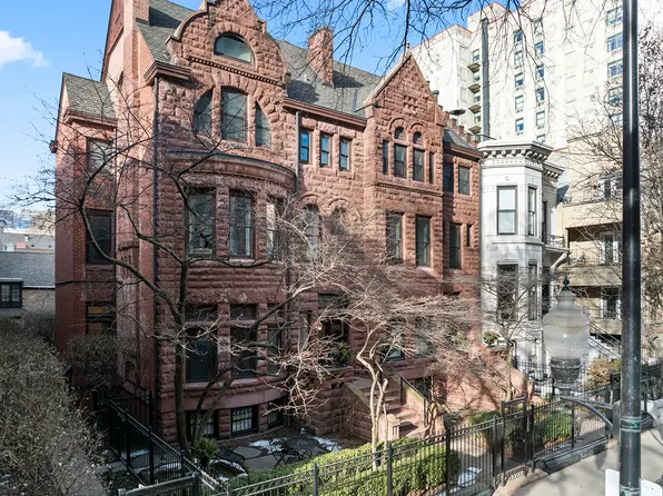 1226 N Dearborn St APT B, Chicago, IL 60610