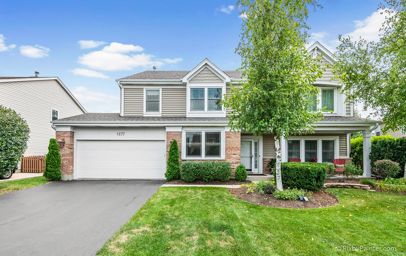1277 Churchill Ln photo 1
