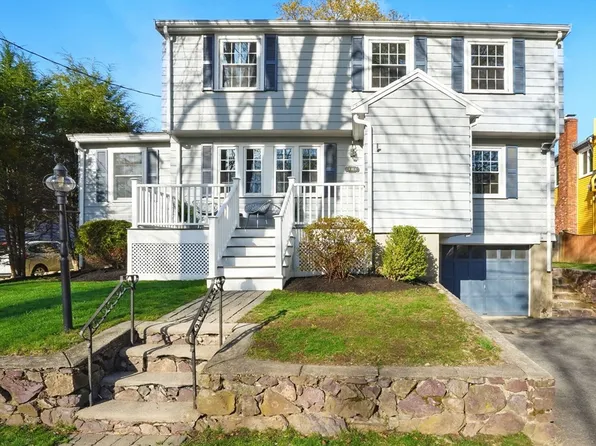 164 Charlton St, Arlington, MA 02476