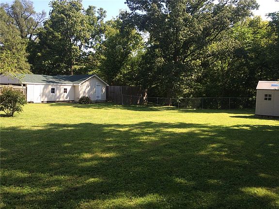 2nd image of 451 Avon Ave