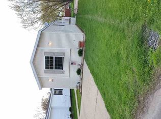 3905 Lilac Ln, Belvidere, IL 61008