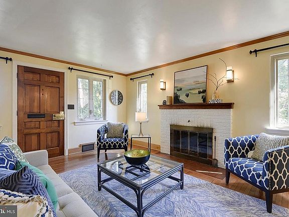 3rd image of 710 Chetworth Pl