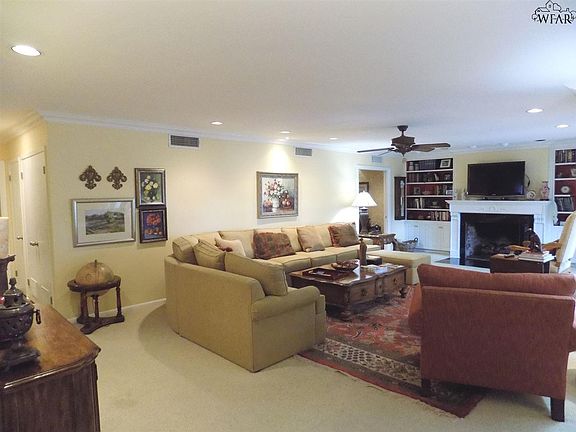 4th image of 2509 Beefeater Dr