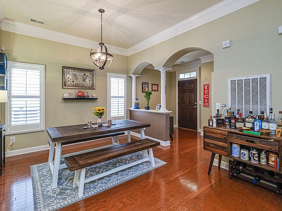 3rd image of 3239 Charleston Way