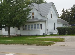 1004 7th Ave, Belle Plaine, IA 52208