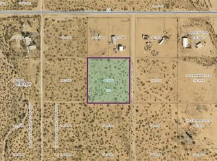 1533 Stewart Mountain Rd, Golden Valley, AZ 86413