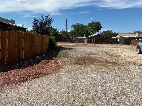 1308 Montoya St NW, Albuquerque, NM 87104