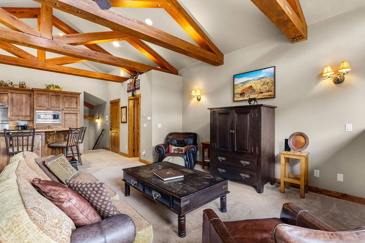 4 bed, 3.5 bath, $7,368 — Photo 3