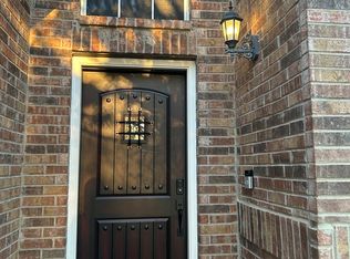 8012 Wyoming Dr, Fort Worth, TX 76131