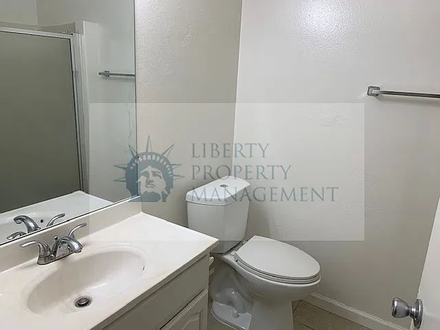 924 S Garfield St #3 — Photo 6