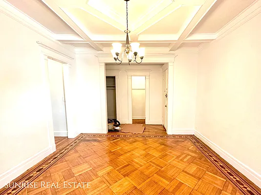 Rented by Sunrise Real Estate | media 5