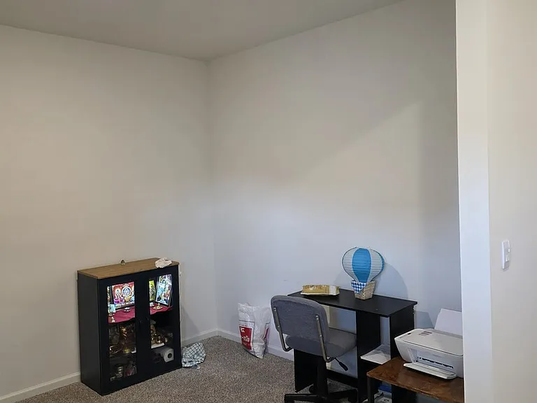 6802 Daly Ln — Photo 3