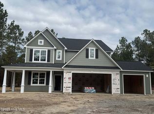 168 Moonlit Dr, Aberdeen, NC 28315