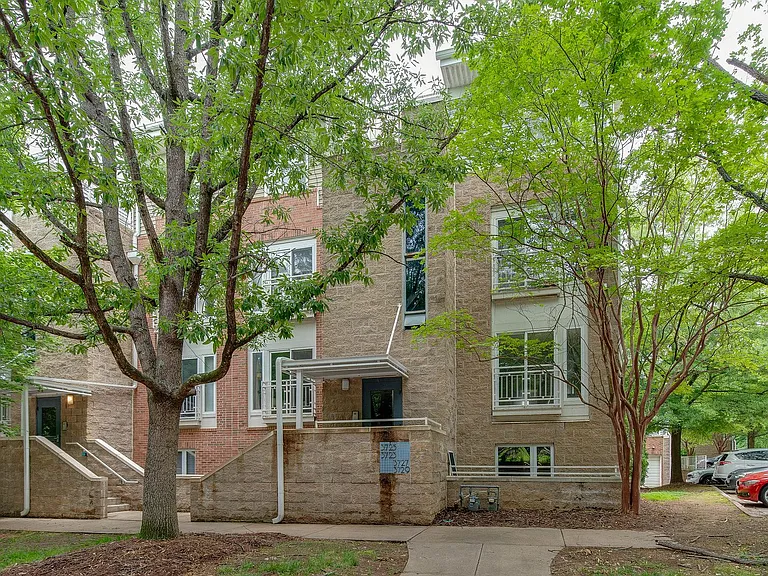 3729 Picasso Ct — Photo 1