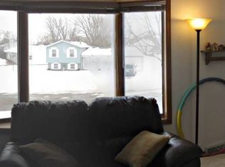 620 Longview St, Denver, IA 50622