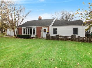 121 E Hickory St, Lombard, IL