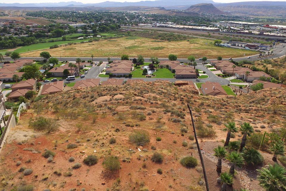 1st image of 90 N Lions Head Dr