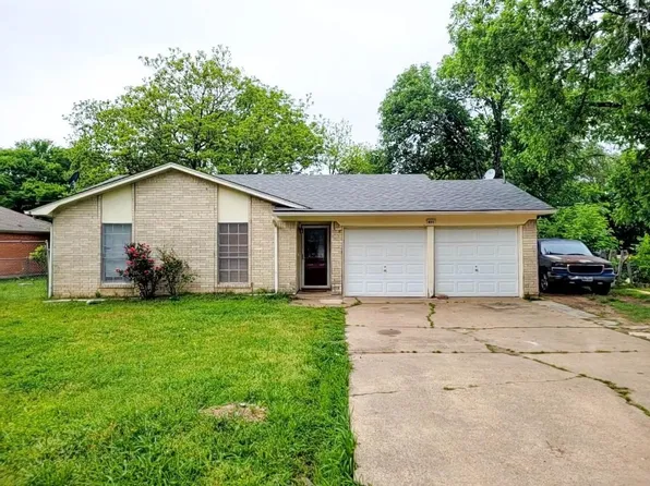 411 Hopkins Ave, Seagoville, TX 75159