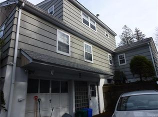 13 S Greenbush Rd, West Nyack, NY 10994