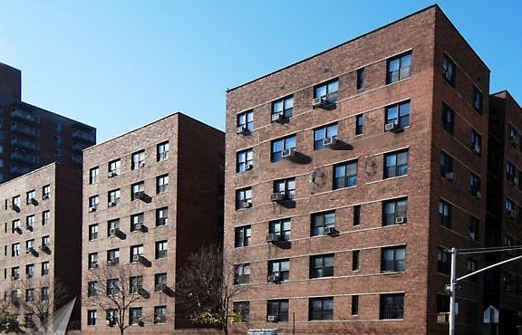 2nd image of 350 E 30th St APT 2S