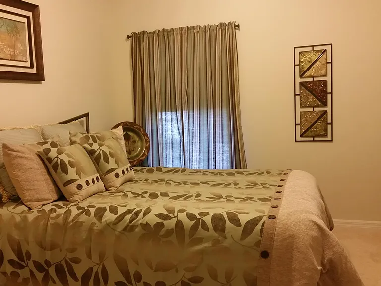 Bedroom 3 with queen bed