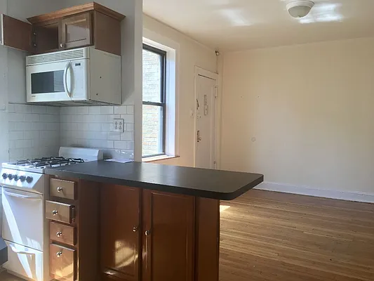 Rented by Axxess Realty Group | media 3