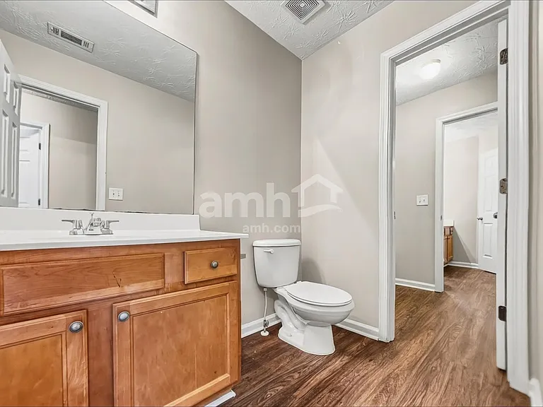 1558 Great Shoals Cir — Photo 16