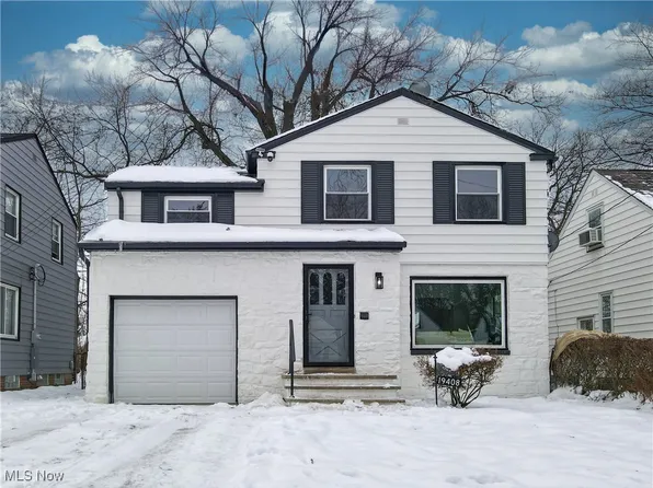 19408 Sunset Dr, Warrensville Heights, OH 44122