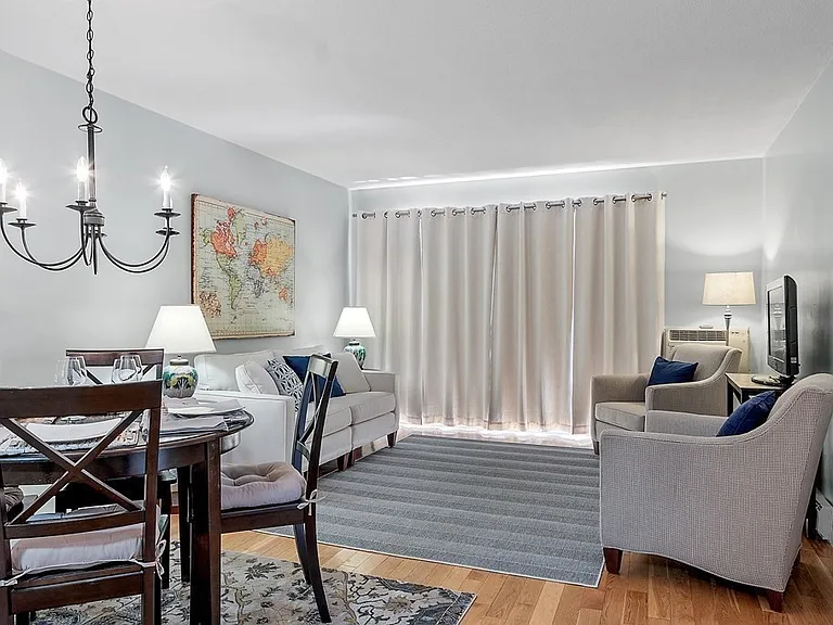 29 Custer St #201 — Photo 4