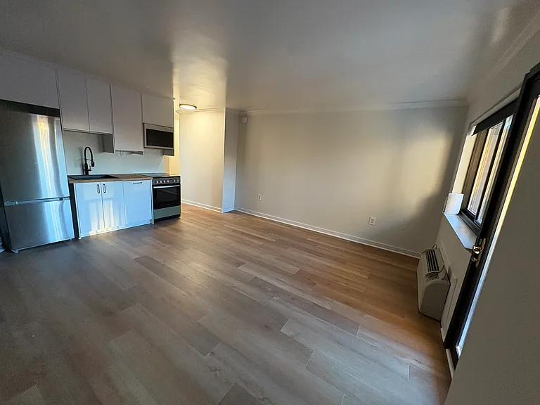 1816 New Hampshire Ave NW #503 — Photo 13