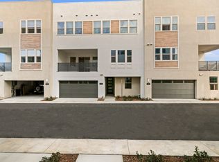 1095 Walnut Ter, Montebello, CA 90640