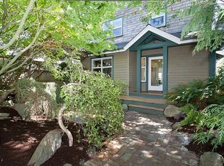 3716 35th Ave SW, Seattle, WA 98126