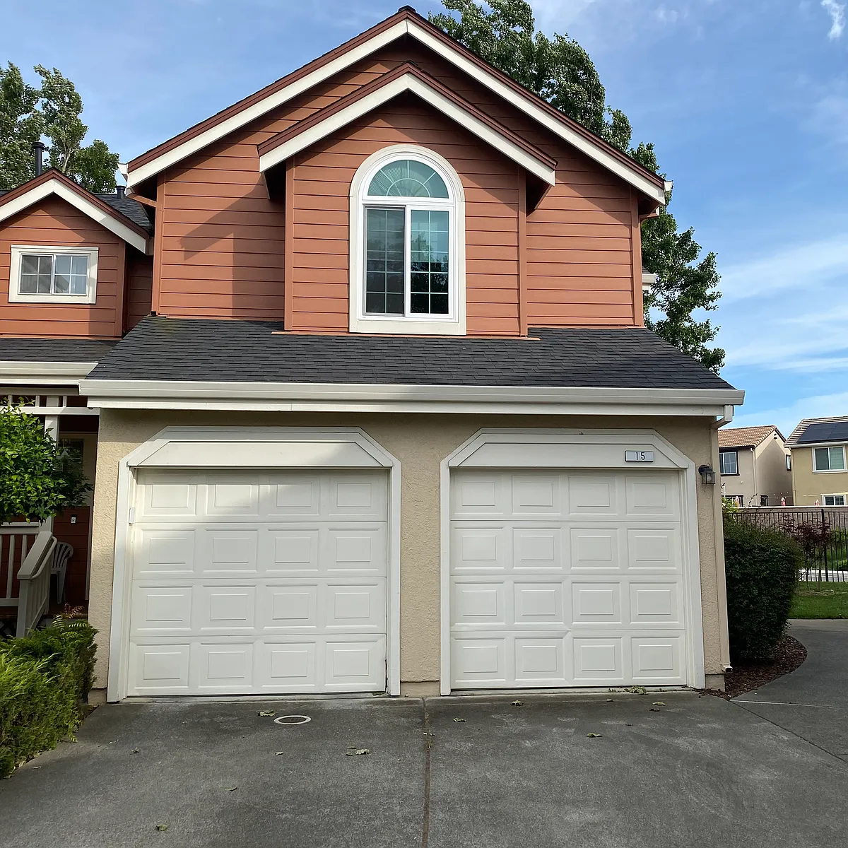Two Car Garage w/ Long Driveway - 15 Manchester Ln