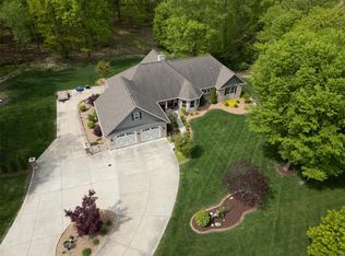 15 Elizabeth Ann Dr, Wentzville, MO 63385